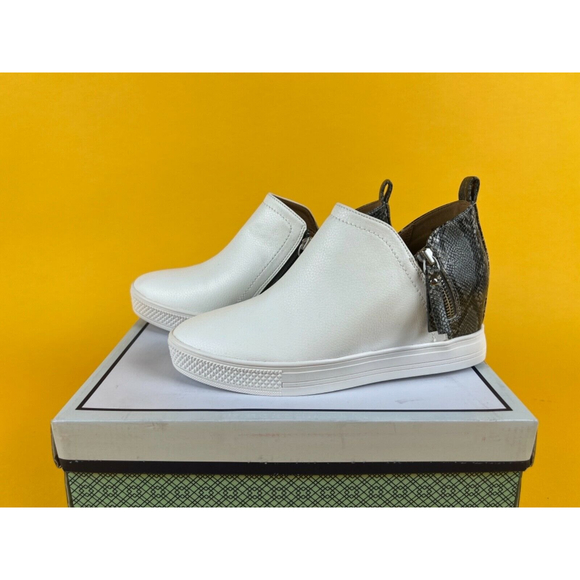 Susina Shoes - Susina Adara Wedge Sneakers Women’s Shoes in White & Snake Print Size 7M US NWB